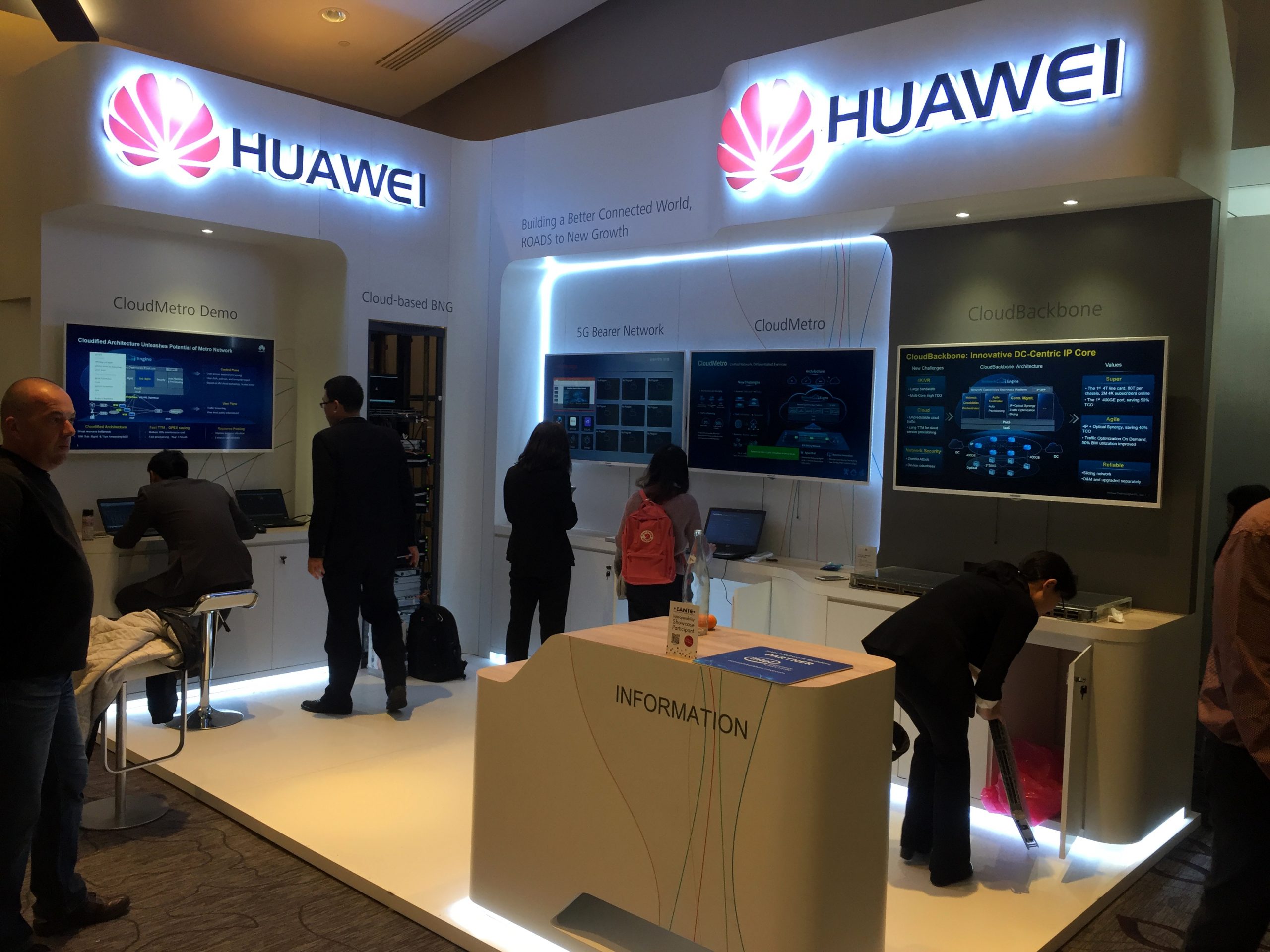 huawei meubles stand expo ags23